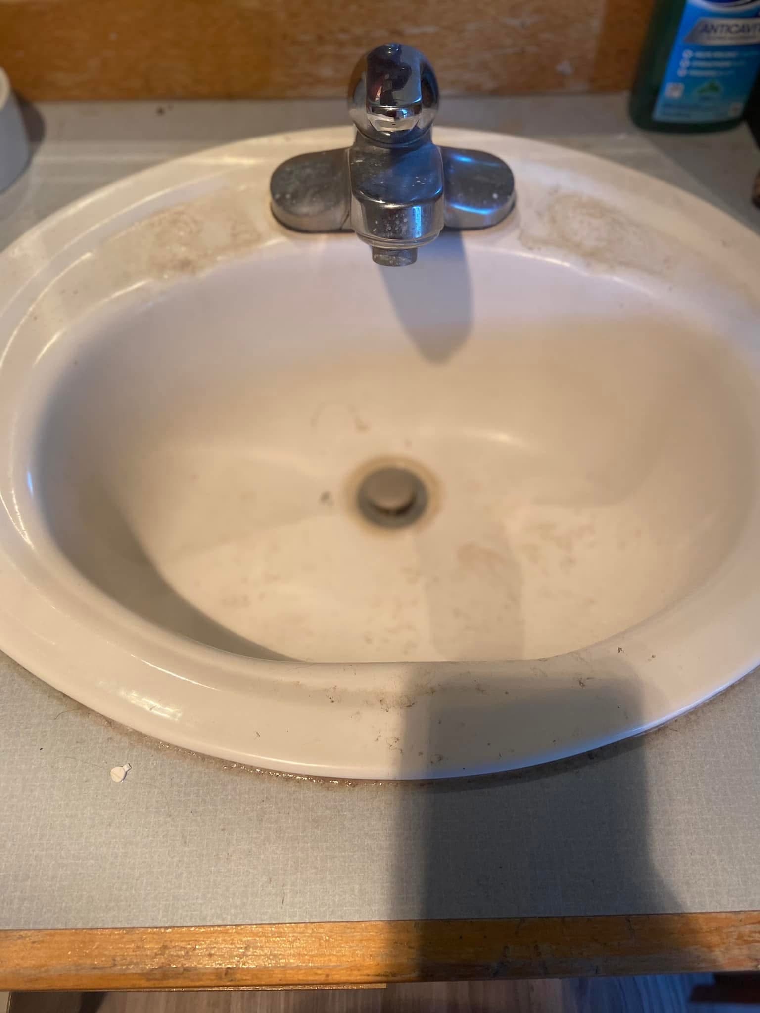 Clean bathroom sink - Before