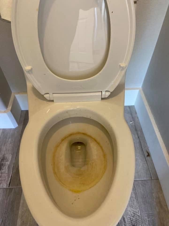 Spotless toilet - Before
