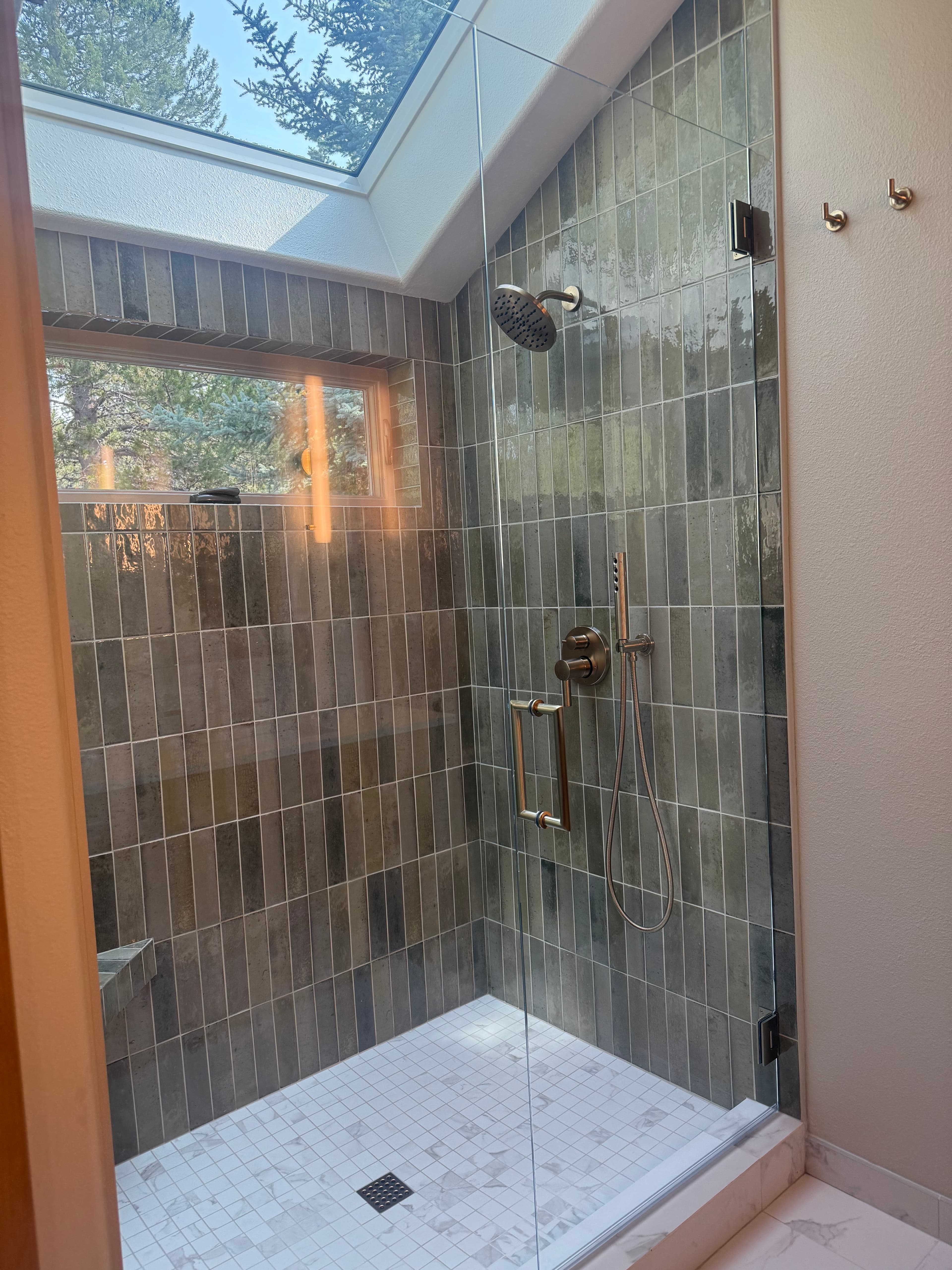 Detailed shower cleaning